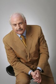 Marty Whelan 2009 (leaning forward)2