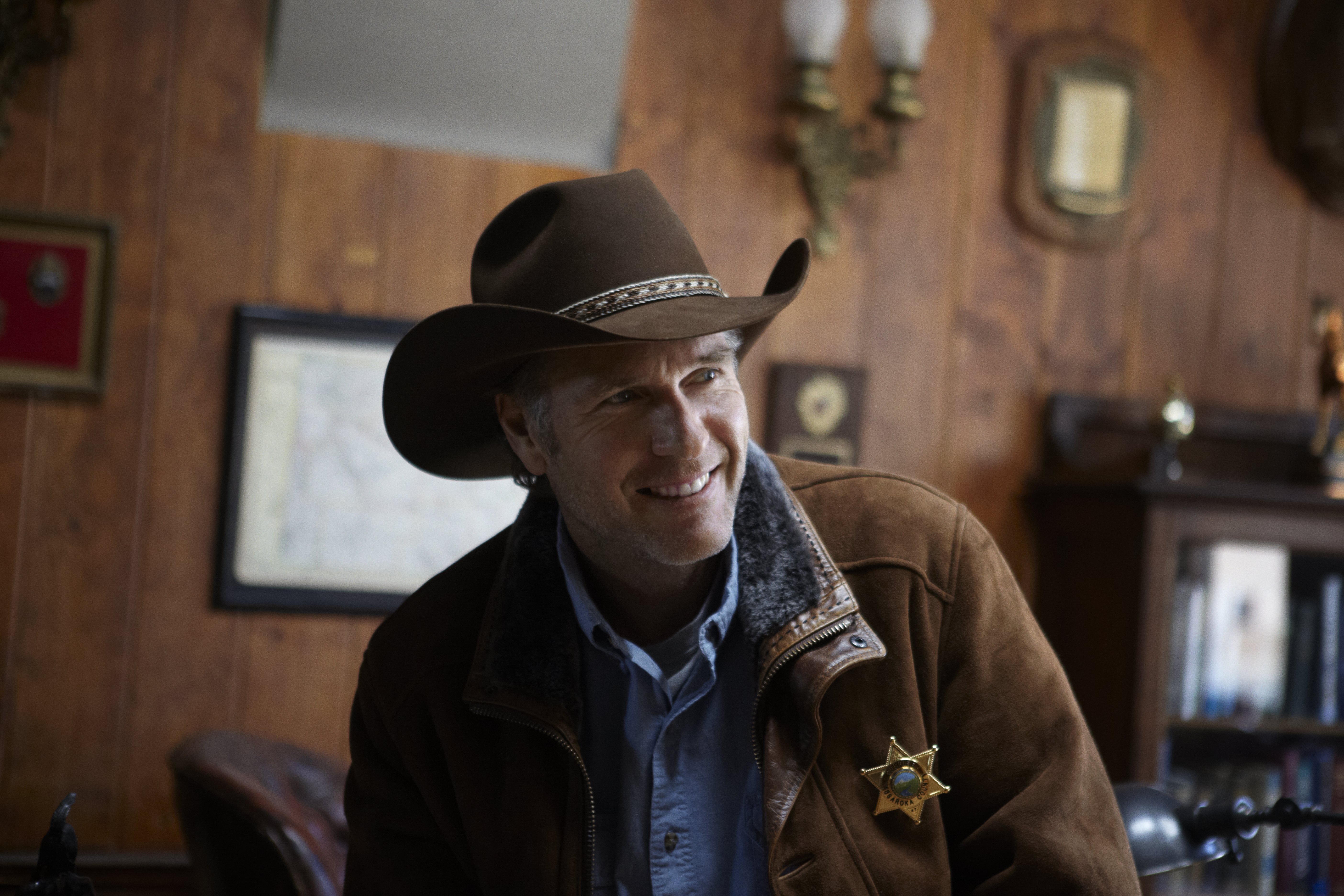 LONGMIRE ***New Series*** RTÉ Presspack