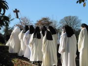 Glencairn Abbey All Souls Day parade to the graves of the community MG_2618