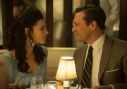 Mad Men MM_701_1112_0757-935x658