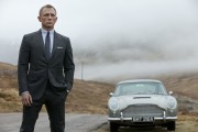 CHRISTMAS MOVIES: SKYFALL