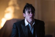 Robin Lord Taylor as Oswald Cobblepot / The Penguin.Gotham 1, ep. 22 