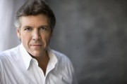 Thomas Hampson photo by Dario Acosta