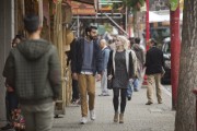 iZombie - Rahul Kohli as Dr. Ravi Chakrabarti and Rose McIver as Olivia 