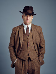 Outlander - Season 2 - Pictured: Tobias Menzies as Frank Randall