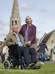 Unforgotten -PICTURE SHOWS: Eric (TOM COURTENAY) and Claire (GEMMA JONES)