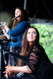 Sheila and Anna Friel on stage at Traidphicnic 2019