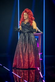 DAME STUFFY LAST SINGER STANDING