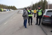 Simon Delaney roadside with Police in Lulea - On The Roads with Simon Delaney - Episode 1