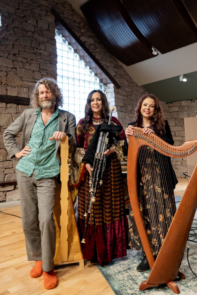 Liam Ó Maonlaí, Louise & Michelle Mulcahy